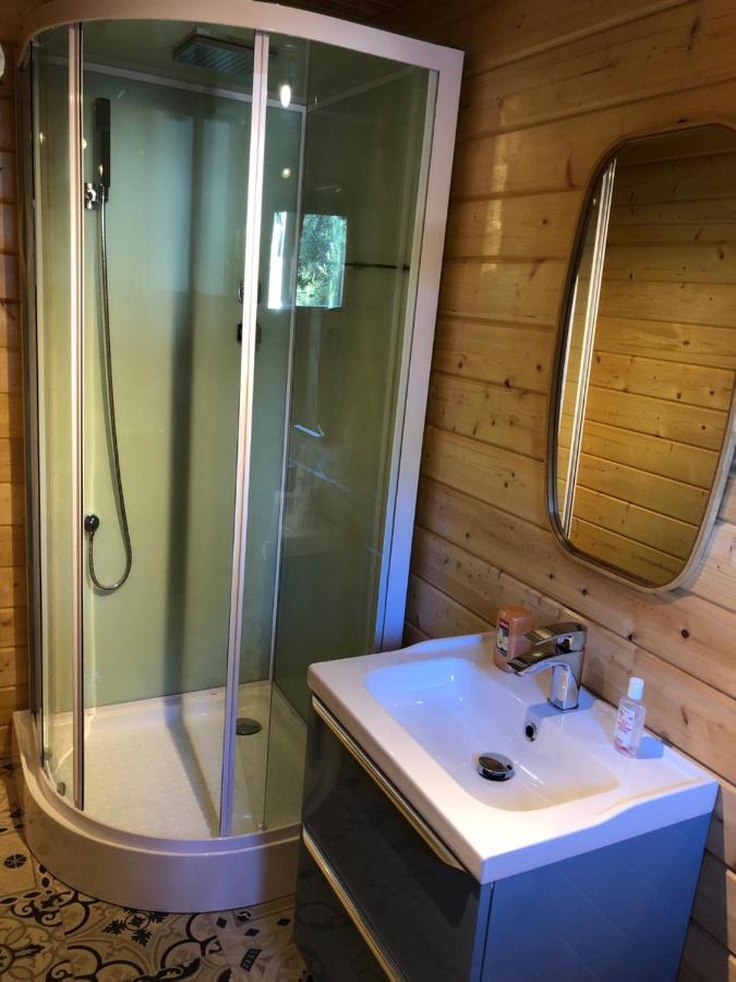 Chalet De La Source Роньяк Экстерьер фото